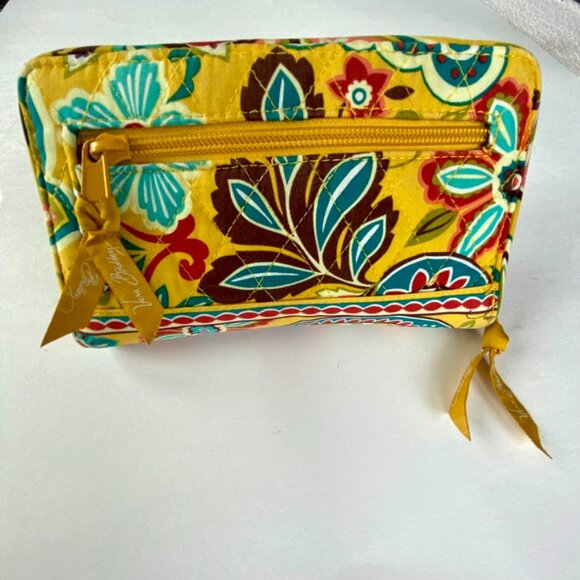 Vera Bradley Floral Quilted Wallet Clutch - Picture 5 of 6